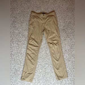Men’s Banana Republic Khaki Pants Size 31 Waist by 32 Length